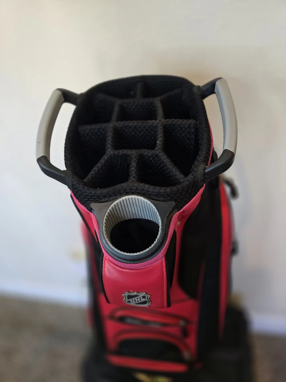 Chicago Blackhawks Official NHL Victory Golf Cart Bag